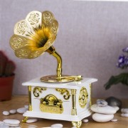 Beyaz Nostaljik Gramofon Müzik Kutusu